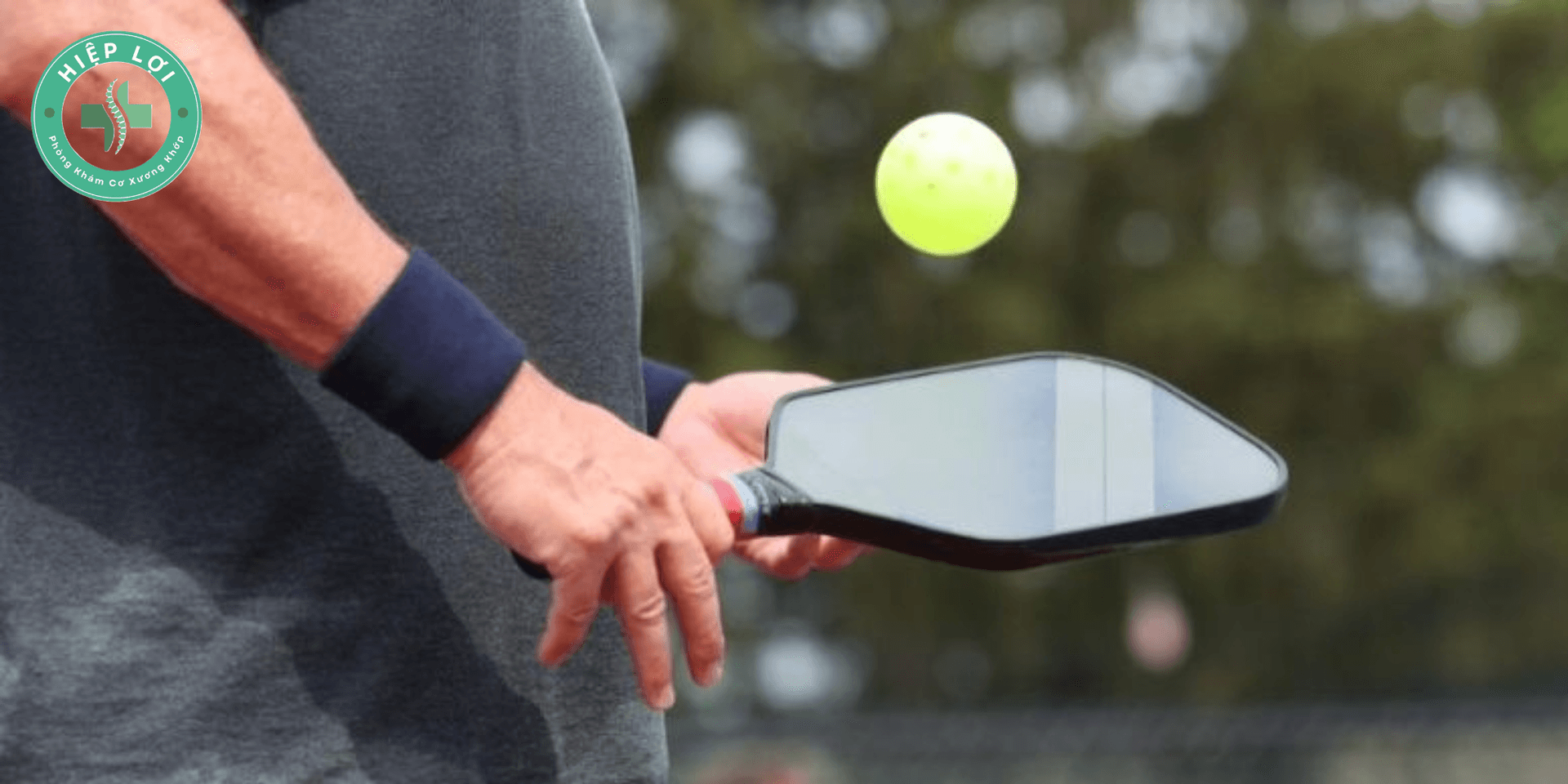 Chấn Thương Tay Khi Chơi Pickleball: Nguyên Nhân Và Liệu Pháp Phục Hồi Gân Cơ Hiệu Quả Nhất
